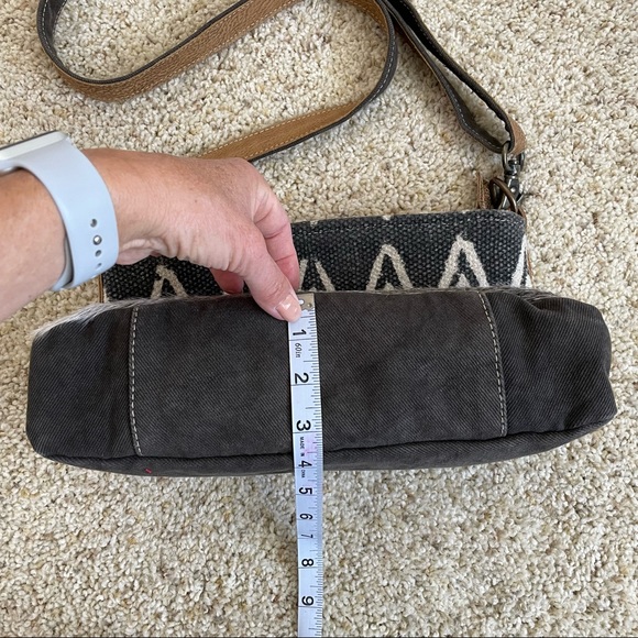 Myra Crossbody Bag - Picture 13 of 16